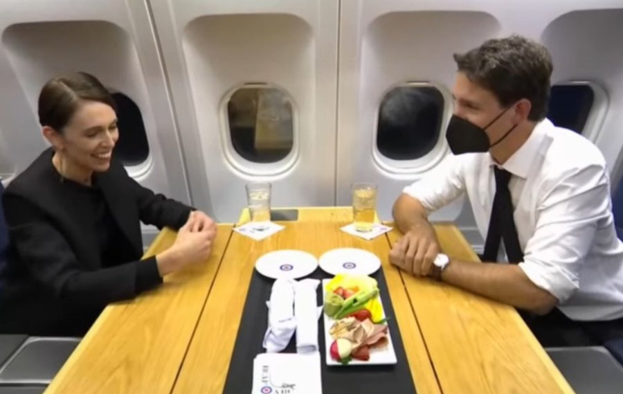 Custom printed porcelain plates shown on an aircraft table during a meeting with then Canadian Prime Minister Justin Trudeau and then New Zealand Prime Minister Jacinda Ardern.